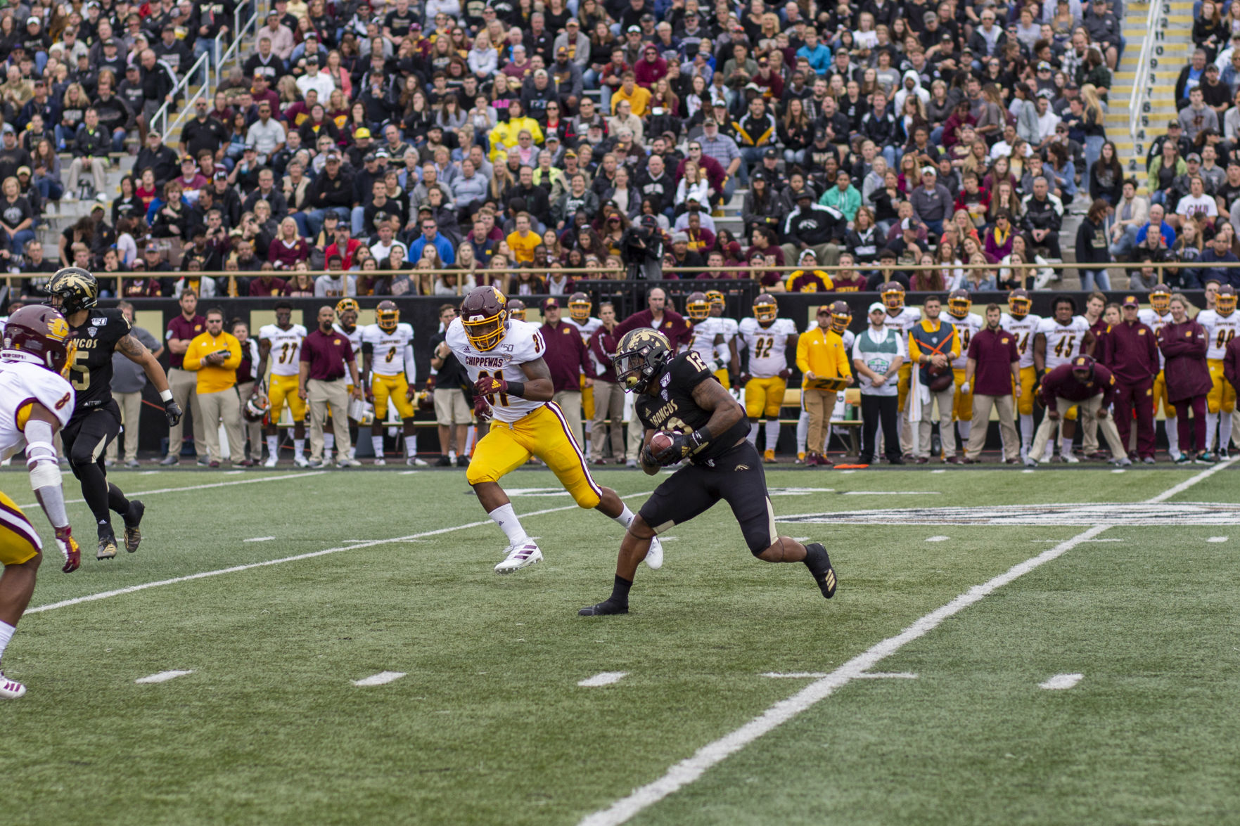 Missouri transfer Keith Mixom Jr. shakes around defenders while returning a punt.